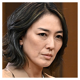 板谷由夏